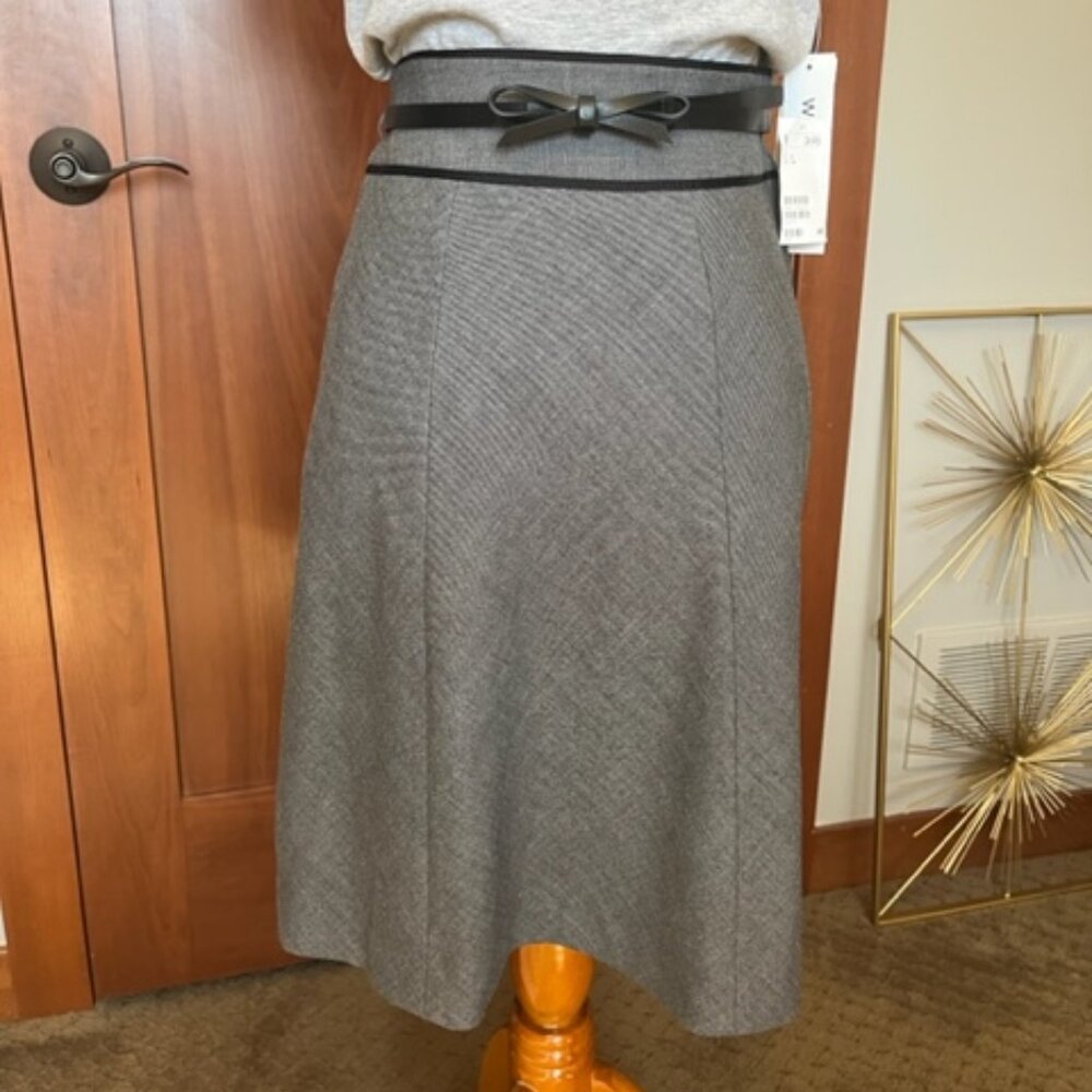 H&M Gray Skirt with Black Belt NWT Size 4
